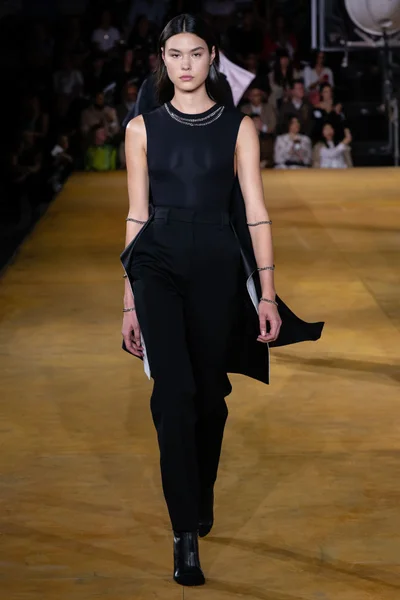 Look 85